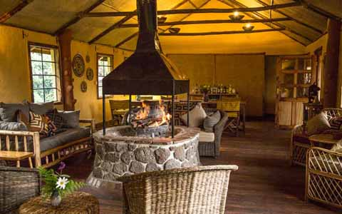 Mgahinga accommodation Mount Gahinga Lodge