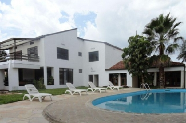Kigali accommodation Flame Tree Village