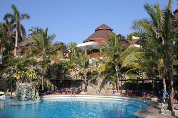 Leopard Beach Resort and Spa