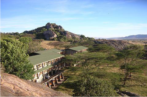 Serengeti Accommodation Lobo Wildlife Camp